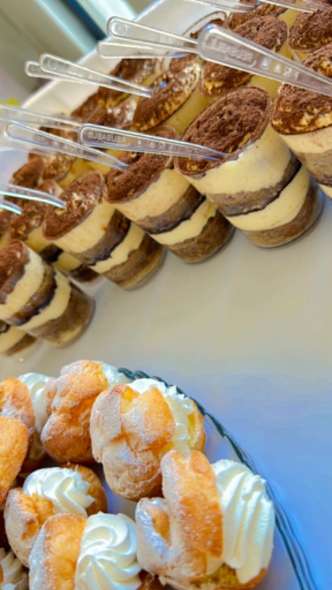 Cream Puffs Tiramisu — Zum Zet