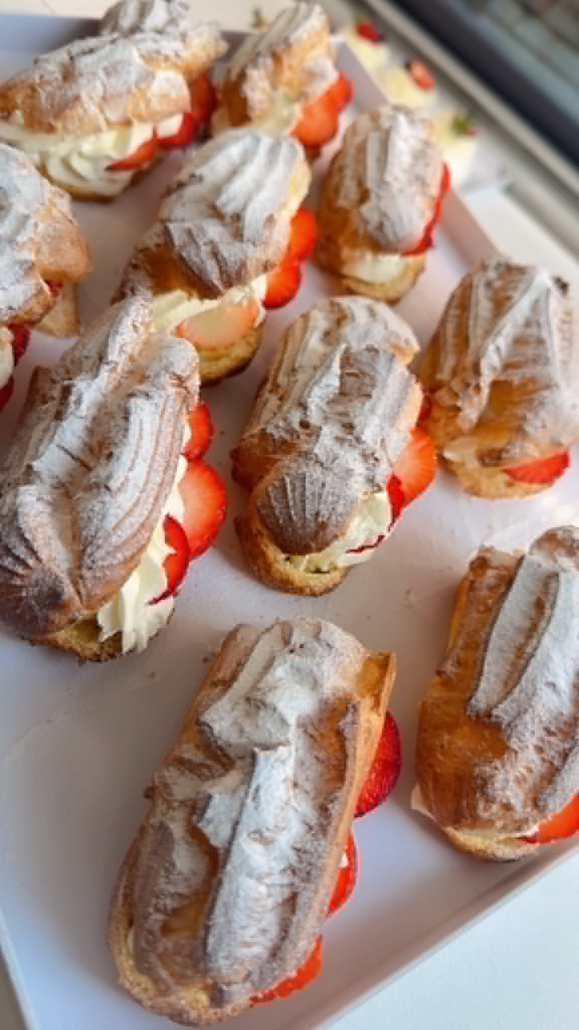 Eclere mascarpone-căpșuni — Zum Zet